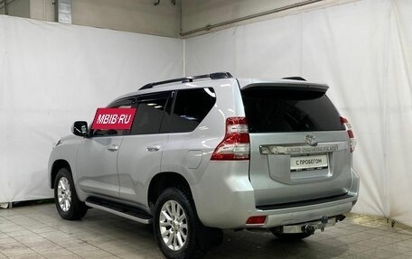 Toyota Land Cruiser Prado 150 рестайлинг 2, 2014 год, 3 900 000 рублей, 8 фотография