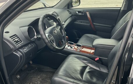 Toyota Highlander III, 2011 год, 2 440 000 рублей, 9 фотография