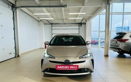 Toyota Prius IV XW50, 2019 год, 2 249 000 рублей, 9 фотография