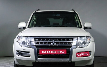 Mitsubishi Pajero IV, 2014 год, 3 199 000 рублей, 2 фотография