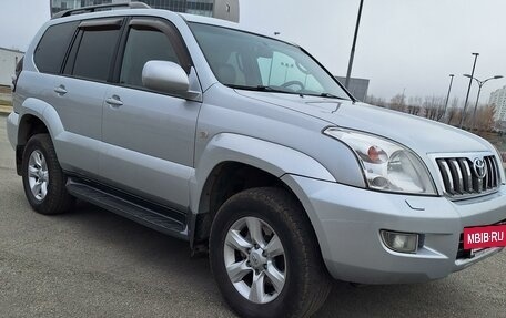 Toyota Land Cruiser Prado 120 рестайлинг, 2007 год, 2 800 000 рублей, 3 фотография