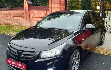 Chevrolet Cruze II, 2011 год, 900 000 рублей, 11 фотография