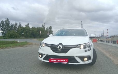 Renault Megane IV, 2018 год, 1 500 000 рублей, 7 фотография