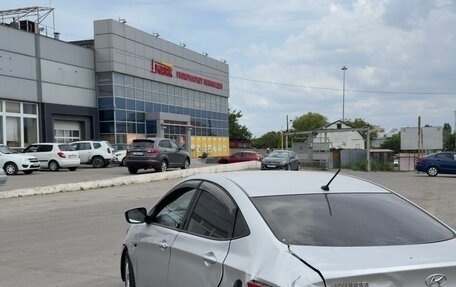 Hyundai Solaris II рестайлинг, 2012 год, 410 000 рублей, 3 фотография