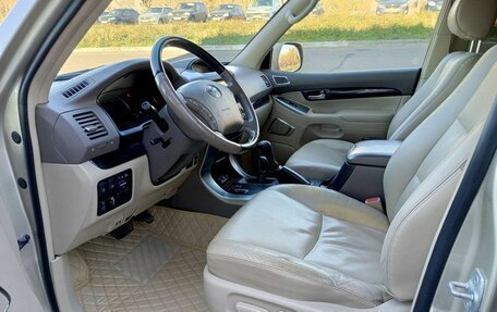 Toyota Land Cruiser Prado 120 рестайлинг, 2008 год, 2 499 000 рублей, 16 фотография