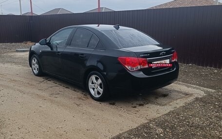 Chevrolet Cruze II, 2010 год, 895 000 рублей, 6 фотография