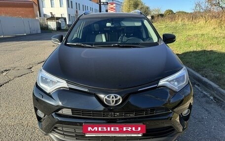 Toyota RAV4, 2017 год, 2 200 000 рублей, 12 фотография