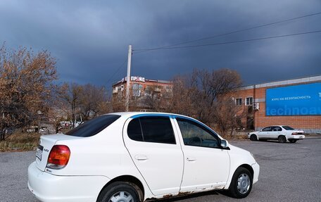 Toyota Platz, 2003 год, 230 000 рублей, 2 фотография