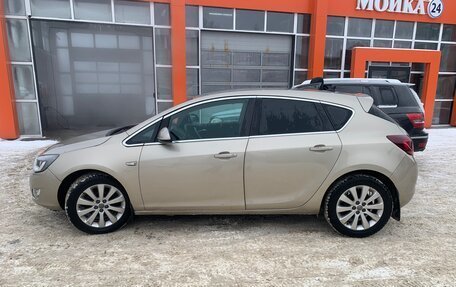 Opel Astra J, 2011 год, 670 000 рублей, 6 фотография