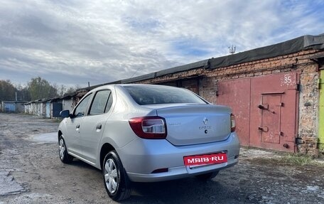 Renault Logan II, 2018 год, 1 430 000 рублей, 3 фотография