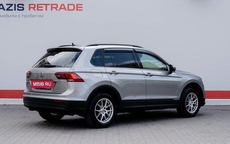 Volkswagen Tiguan II, 2019 год, 2 329 000 рублей, 5 фотография