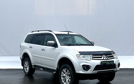 Mitsubishi Pajero Sport II рестайлинг, 2013 год, 1 950 000 рублей, 3 фотография