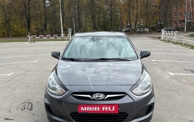 Hyundai Solaris II рестайлинг, 2013 год, 850 000 рублей, 1 фотография