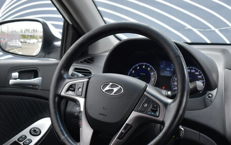 Hyundai Solaris II рестайлинг, 2014 год, 1 090 000 рублей, 13 фотография