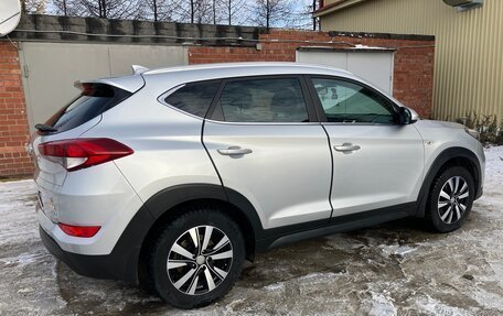 Hyundai Tucson III, 2018 год, 2 500 000 рублей, 7 фотография