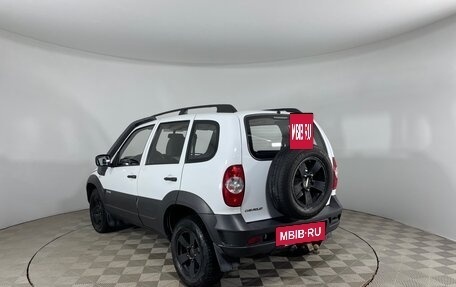 Chevrolet Niva I рестайлинг, 2013 год, 675 000 рублей, 7 фотография