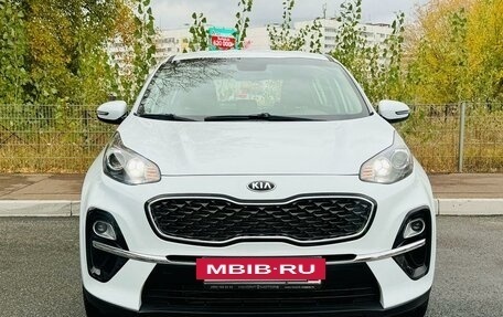 KIA Sportage IV рестайлинг, 2018 год, 2 622 000 рублей, 6 фотография