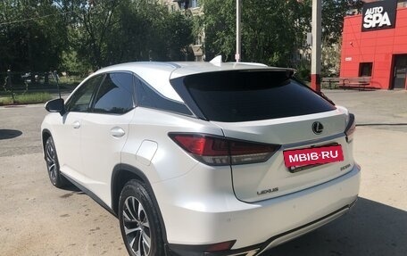 Lexus RX IV рестайлинг, 2020 год, 5 900 000 рублей, 2 фотография