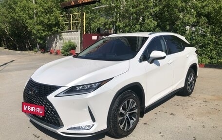 Lexus RX IV рестайлинг, 2020 год, 5 900 000 рублей, 15 фотография