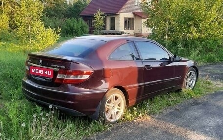 Mercedes-Benz CLC-Класс, 2009 год, 1 100 000 рублей, 2 фотография