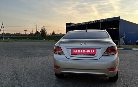 Hyundai Solaris II рестайлинг, 2011 год, 780 000 рублей, 4 фотография