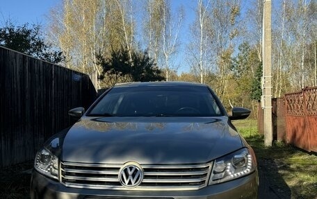 Volkswagen Passat B7, 2013 год, 1 249 000 рублей, 2 фотография