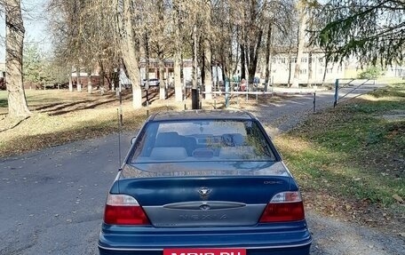 Daewoo Nexia I рестайлинг, 2003 год, 150 000 рублей, 5 фотография