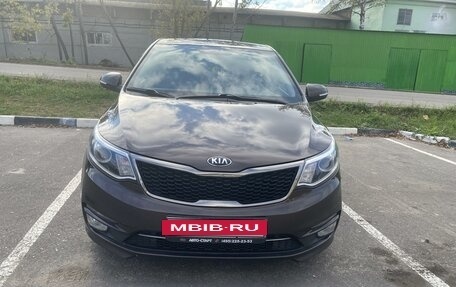 KIA Rio III рестайлинг, 2015 год, 1 295 000 рублей, 4 фотография