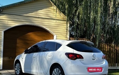 Opel Astra J, 2014 год, 800 000 рублей, 5 фотография