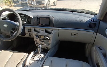 Hyundai Sonata VI, 2005 год, 598 000 рублей, 11 фотография