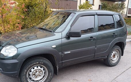 Chevrolet Niva I рестайлинг, 2011 год, 400 000 рублей, 3 фотография