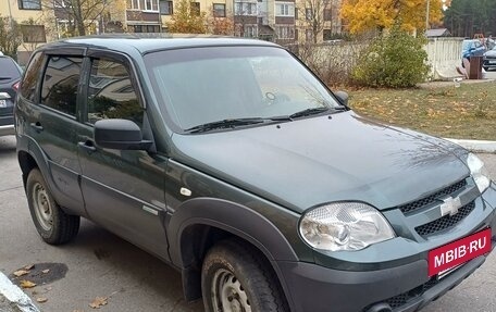 Chevrolet Niva I рестайлинг, 2011 год, 400 000 рублей, 4 фотография