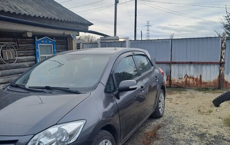 Toyota Auris II, 2011 год, 1 000 000 рублей, 8 фотография