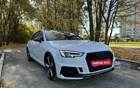 Audi A4, 2017 год, 2 600 000 рублей, 2 фотография