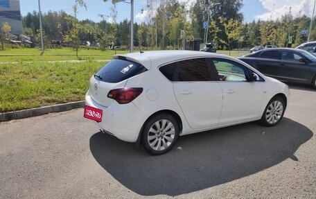 Opel Astra J, 2012 год, 740 000 рублей, 1 фотография