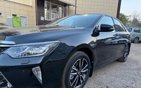 Toyota Camry, 2017 год, 2 550 000 рублей, 8 фотография