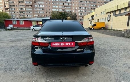 Toyota Camry, 2017 год, 2 550 000 рублей, 4 фотография