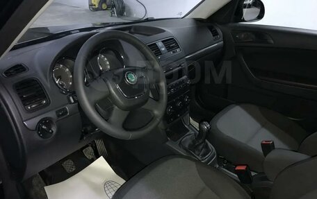 Skoda Yeti I рестайлинг, 2010 год, 1 050 000 рублей, 7 фотография