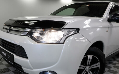 Mitsubishi Outlander III рестайлинг 3, 2014 год, 1 395 000 рублей, 15 фотография