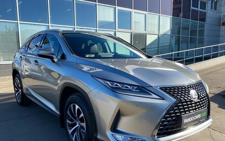 Lexus RX IV рестайлинг, 2020 год, 5 399 000 рублей, 3 фотография