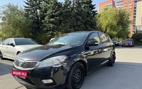 KIA cee'd I рестайлинг, 2010 год, 700 000 рублей, 4 фотография