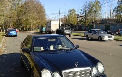 Mercedes-Benz E-Класс, 1998 год, 495 000 рублей, 1 фотография