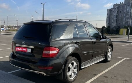 Mercedes-Benz M-Класс, 2011 год, 2 000 000 рублей, 3 фотография