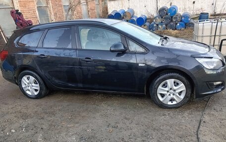 Opel Astra J, 2012 год, 600 000 рублей, 2 фотография