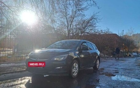 Opel Astra J, 2012 год, 600 000 рублей, 7 фотография