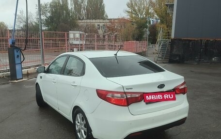 KIA Rio III рестайлинг, 2011 год, 890 000 рублей, 2 фотография