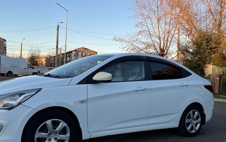 Hyundai Solaris II рестайлинг, 2016 год, 1 350 000 рублей, 5 фотография