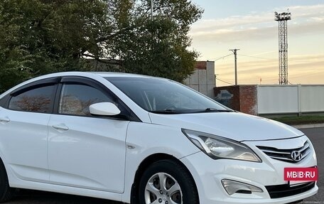 Hyundai Solaris II рестайлинг, 2016 год, 1 350 000 рублей, 12 фотография