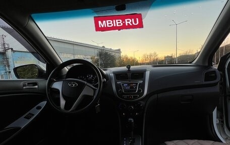 Hyundai Solaris II рестайлинг, 2016 год, 1 350 000 рублей, 30 фотография