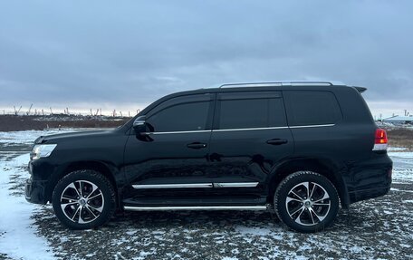 Toyota Land Cruiser 200, 2015 год, 6 850 000 рублей, 2 фотография